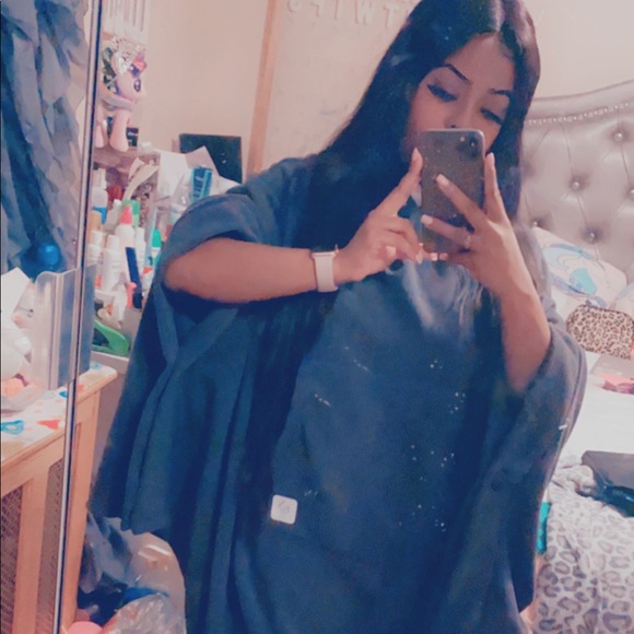 Cloaks -Evolving Star Apparel - Picture 5 of 6